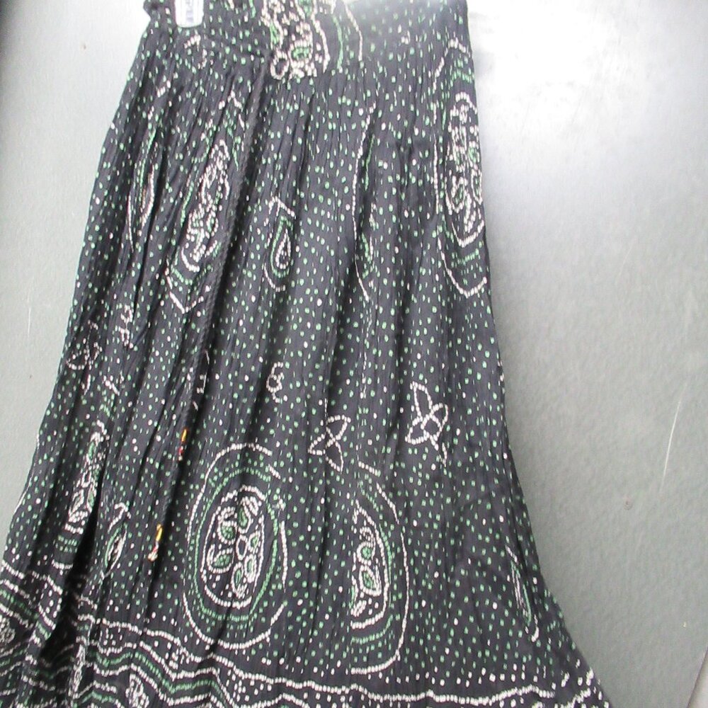 Black White Green Boho Crinkle Peasant Shirt